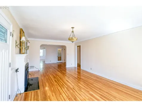 215 NW Despain Avenue Pendleton OR 97801