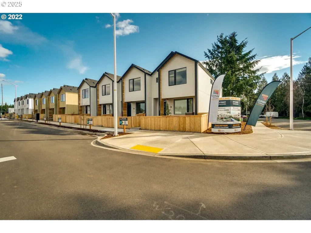 12033 SE 5th Street Vancouver WA 98683
