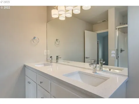 12033 SE 5th Street Vancouver WA 98683
