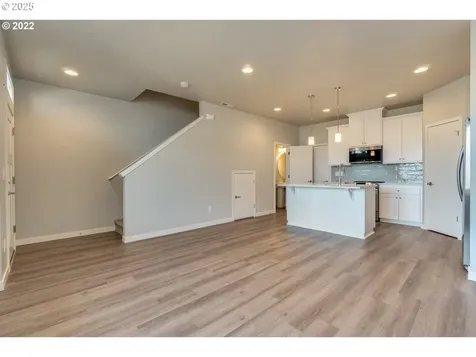 12033 SE 5th Street Vancouver WA 98683