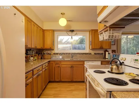 5491 SE Telegraph Road Amity OR 97101