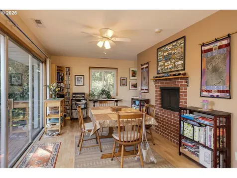 5491 SE Telegraph Road Amity OR 97101