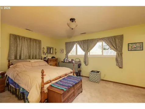 5491 SE Telegraph Road Amity OR 97101