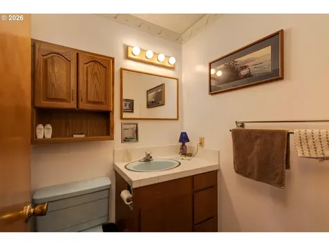 5491 SE Telegraph Road Amity OR 97101
