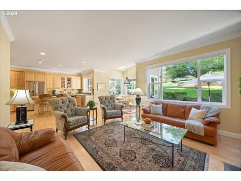 4735 Amherst Court Lake Oswego OR 97035