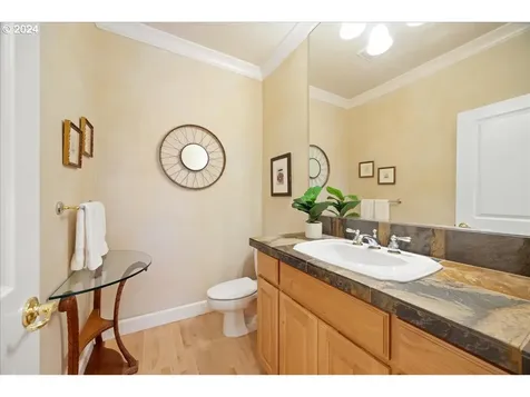 4735 Amherst Court Lake Oswego OR 97035
