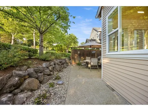 4735 Amherst Court Lake Oswego OR 97035
