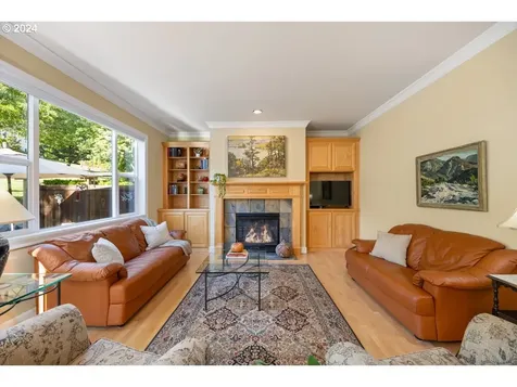 4735 Amherst Court Lake Oswego OR 97035