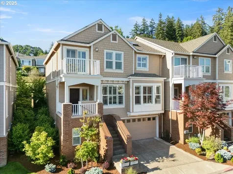 4735 Amherst Court Lake Oswego OR 97035