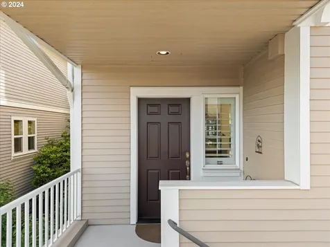 4735 Amherst Court Lake Oswego OR 97035
