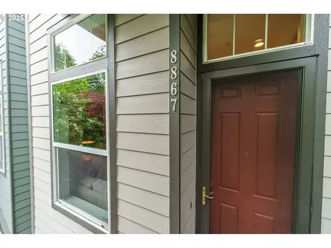 8867 SE 13th Avenue Portland OR 97202