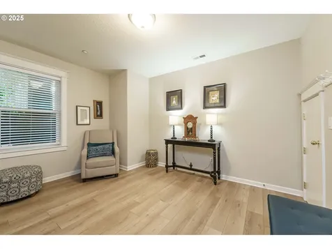 8867 SE 13th Avenue Portland OR 97202