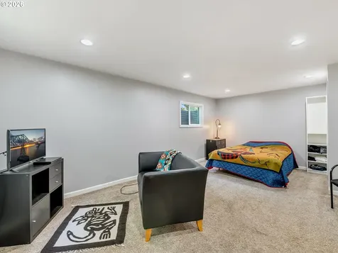 343 Cumberland Street Astoria OR 97103