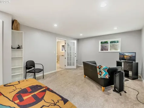 343 Cumberland Street Astoria OR 97103