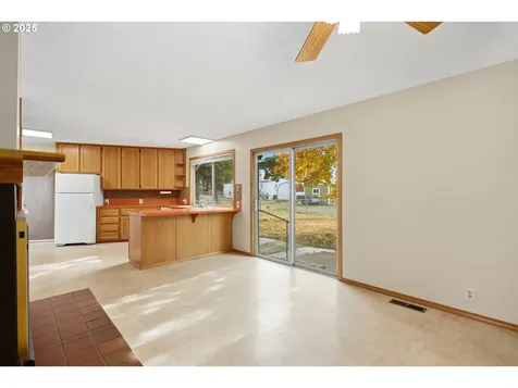 512 Yates Street Wasco OR 97065