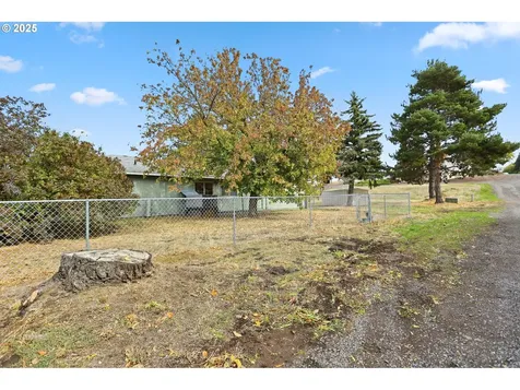 512 Yates Street Wasco OR 97065