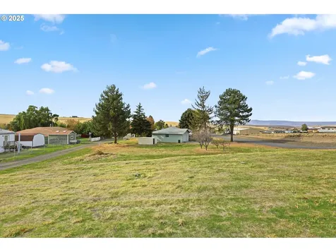512 Yates Street Wasco OR 97065
