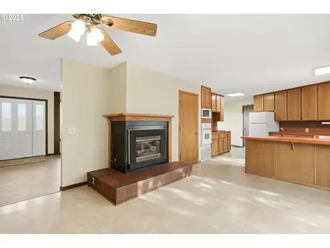 512 Yates Street Wasco OR 97065