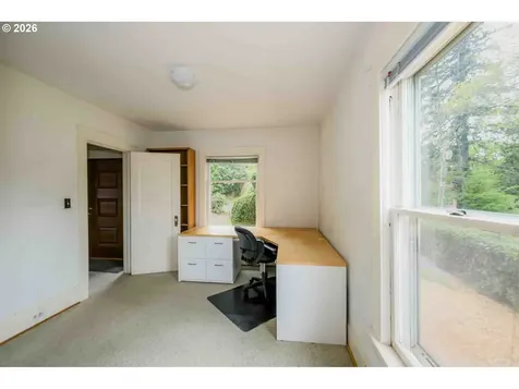 8450 SW 37th Avenue Portland OR 97219