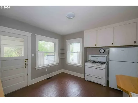 8450 SW 37th Avenue Portland OR 97219