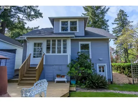 8450 SW 37th Avenue Portland OR 97219