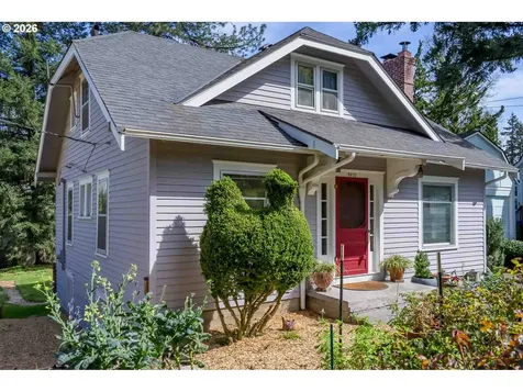8450 SW 37th Avenue Portland OR 97219