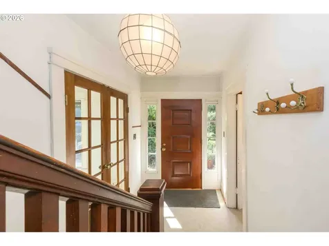 8450 SW 37th Avenue Portland OR 97219