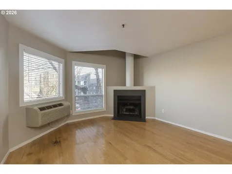 1535 SW Clay Street Portland OR 97201