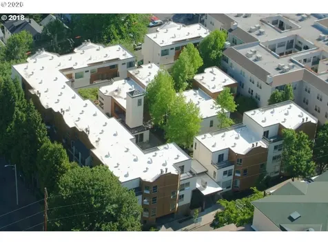 1535 SW Clay Street Portland OR 97201
