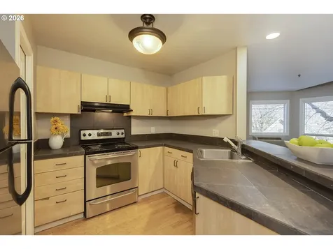 1535 SW Clay Street Portland OR 97201