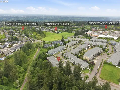 20275 Hoodview Avenue West Linn OR 97068