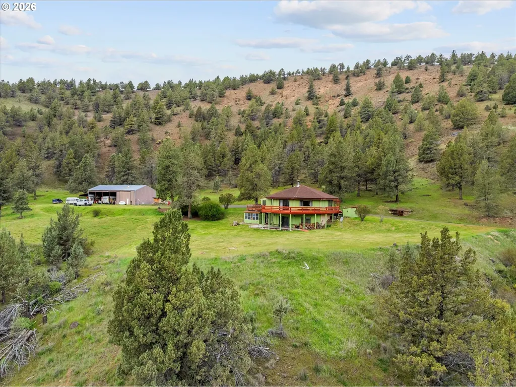 20480 Hwy 395 N Mount Vernon OR 97865