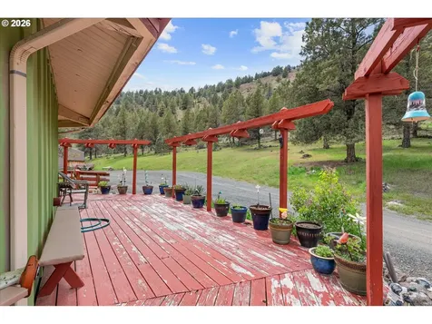20480 Hwy 395 N Mount Vernon OR 97865
