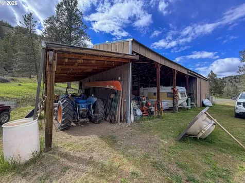 20480 Hwy 395 N Mount Vernon OR 97865