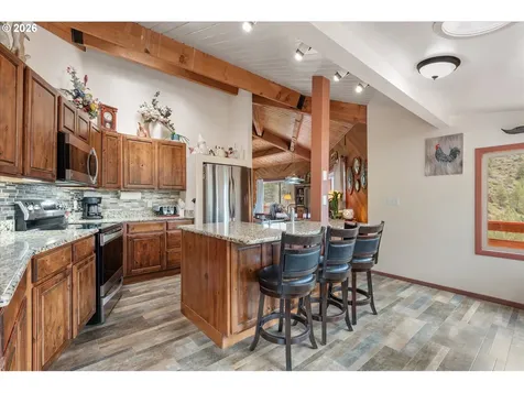 20480 Hwy 395 N Mount Vernon OR 97865