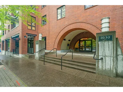 1030 NW Johnson Street Portland OR 97209