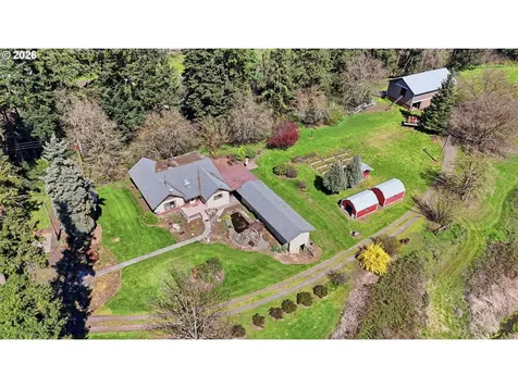 3301 Wyeast Road Hood River OR 97031
