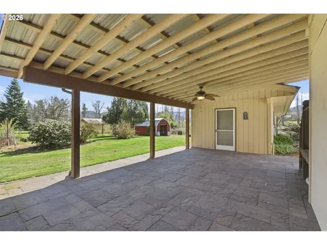 3301 Wyeast Road Hood River OR 97031