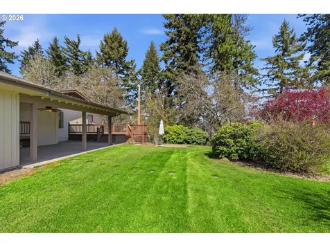 3301 Wyeast Road Hood River OR 97031