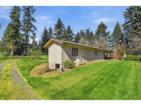 3301 Wyeast Road Hood River OR 97031