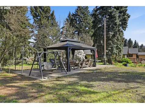 3301 Wyeast Road Hood River OR 97031