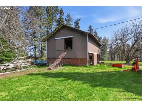 3301 Wyeast Road Hood River OR 97031
