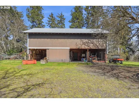 3301 Wyeast Road Hood River OR 97031