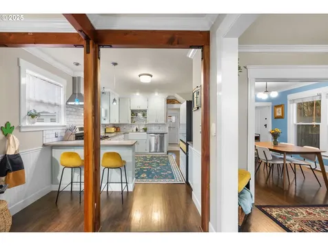 5624 NE Hoyt Street Portland OR 97213