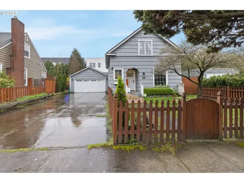 5624 NE Hoyt Street Portland OR 97213