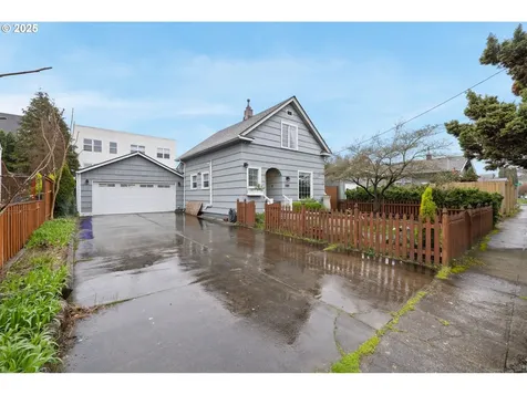 5624 NE Hoyt Street Portland OR 97213
