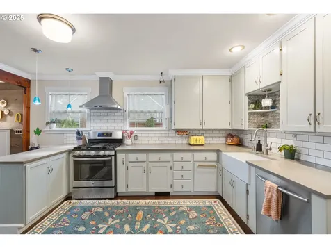 5624 NE Hoyt Street Portland OR 97213