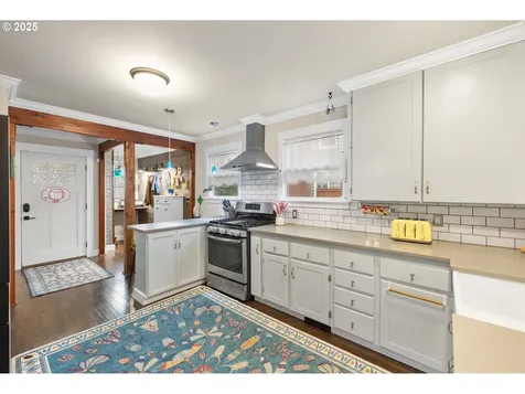 5624 NE Hoyt Street Portland OR 97213