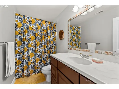 88952 Conrad Road Veneta OR 97487