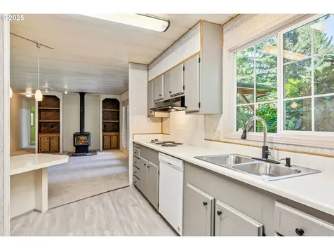 1090 SW Briggs Street Stevenson WA 98648